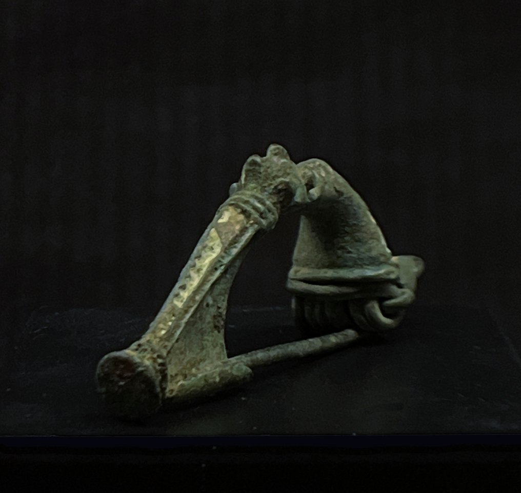 Bronze Superb champlevé enamelled bow fibula. 2nd century A.D. 7.5cm #2.1