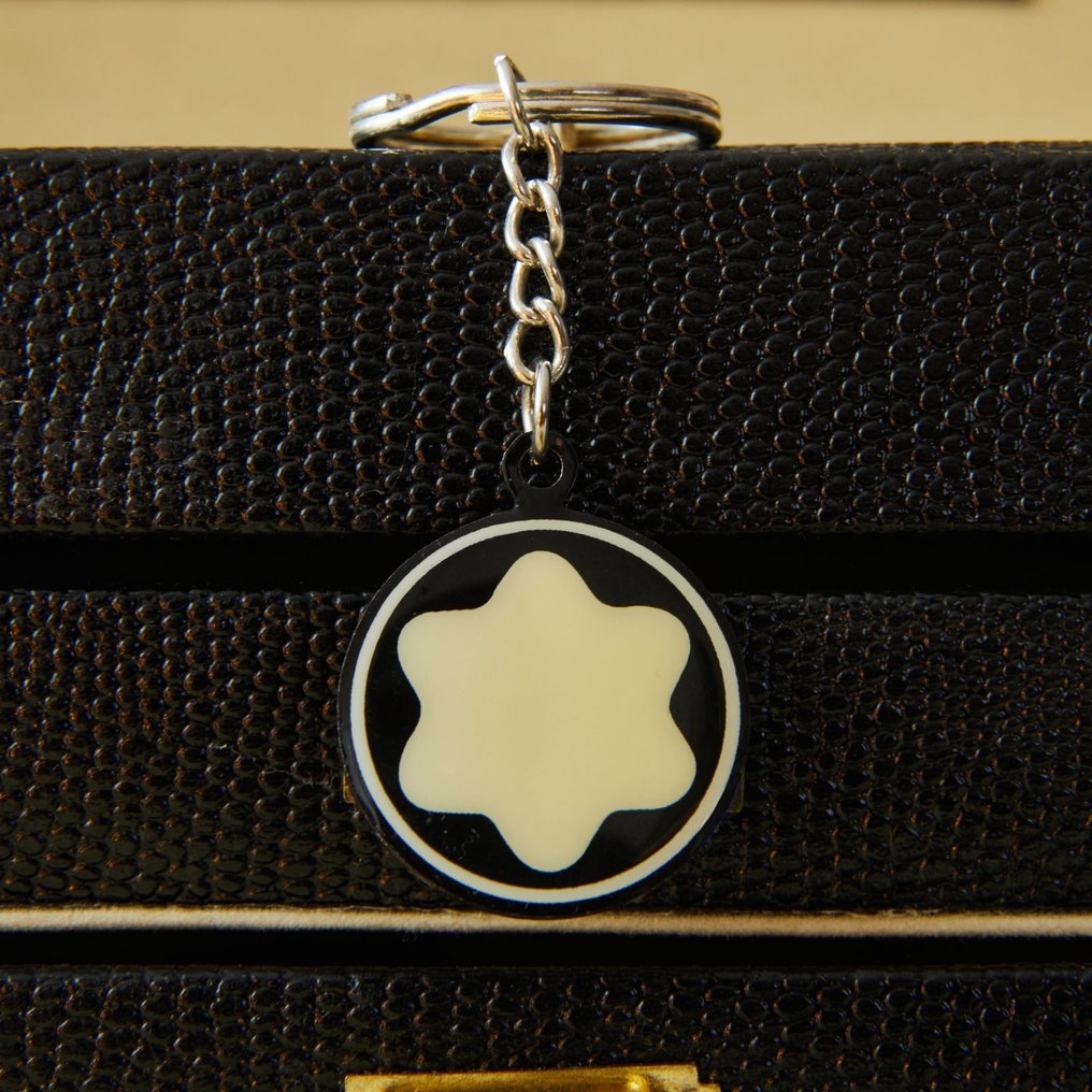 Montblanc - 2025 Concessionaire Keyring Key Ring Chain * No Reserve Price * Mont Blanc Gift - No Reserve Price - Keyring #4.3