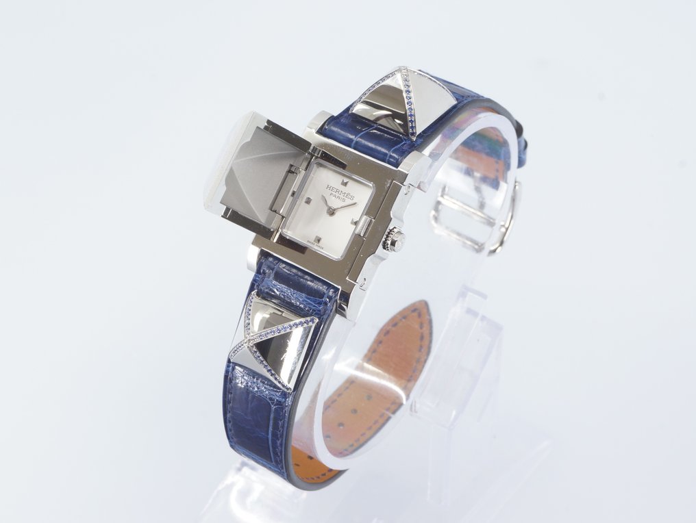 Hermès - Medor - Crocodile strap, set with blue and white sapphires - ME3.233 - Női -   #3.2