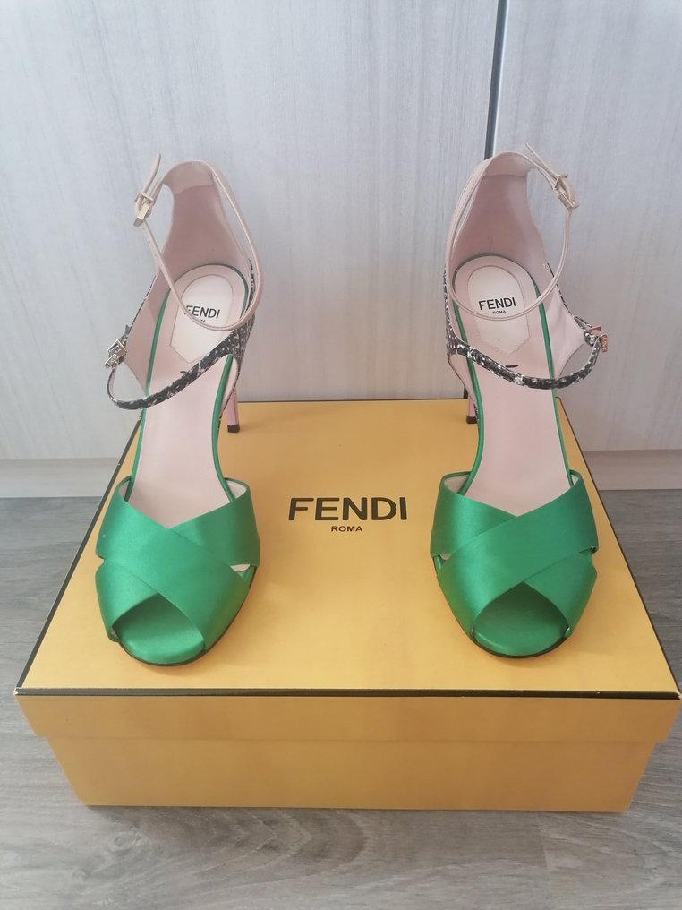 Fendi - Ψηλοτάκουνα παπούτσια - Mέγεθος: Shoes / EU 38 #1.1