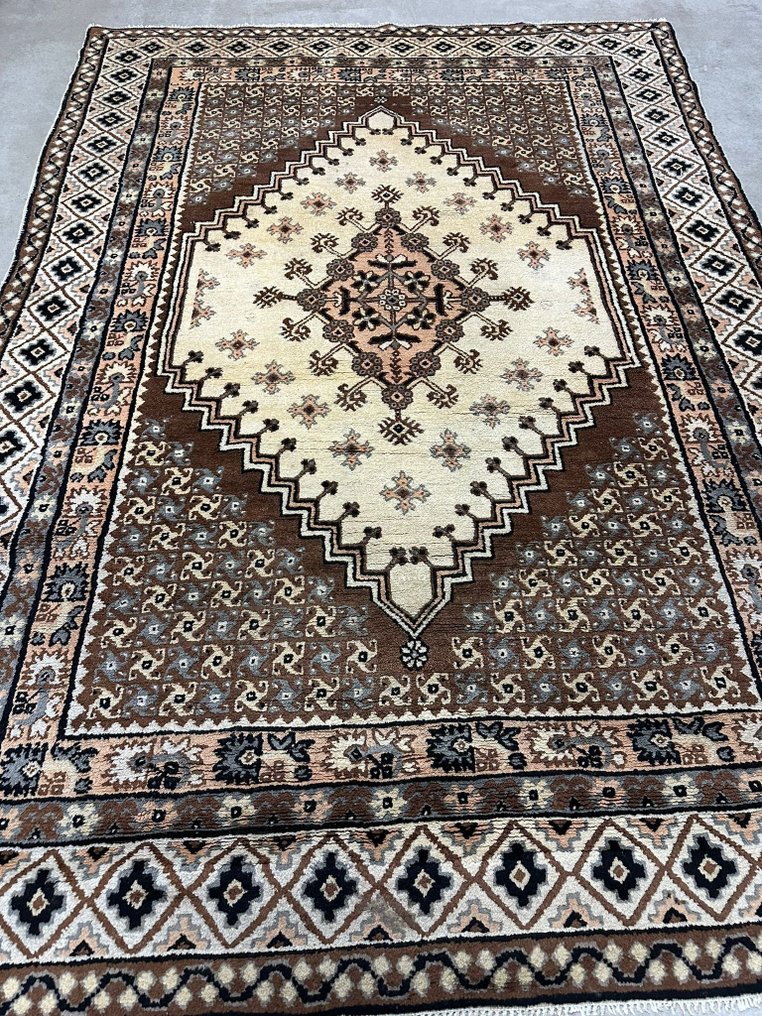 Carpet - 267 cm - 193 cm #1.2