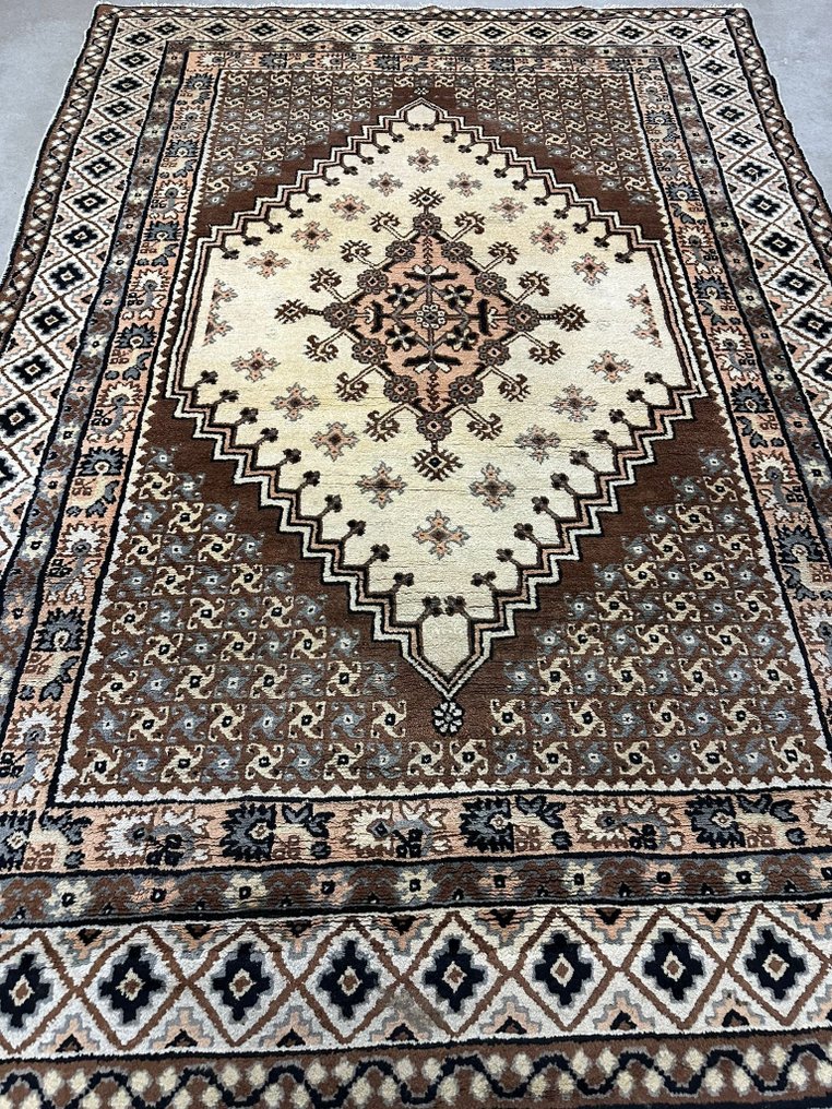 地毯 - 267 cm - 193 cm #2.1