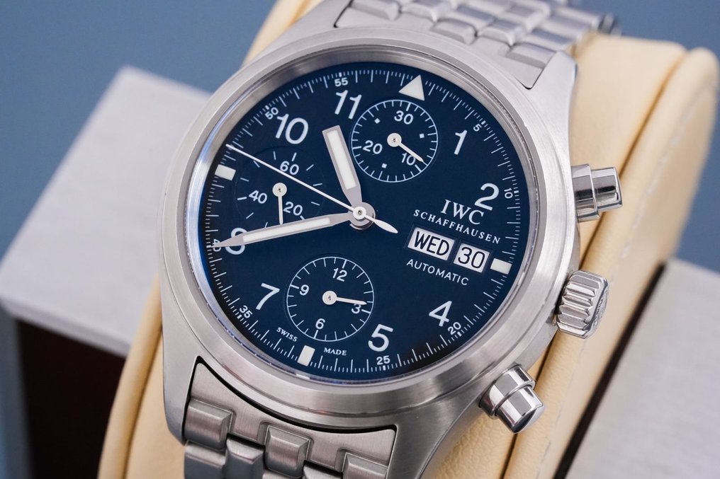IWC - Pilot's Chronograph Cathay Pacific Limited Edition - IW3706-31 - Heren - 2000-2010 #2.1
