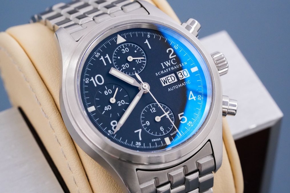 IWC - Pilot's Chronograph Cathay Pacific Limited Edition - IW3706-31 - Bărbați - 2000-2010 #2.2