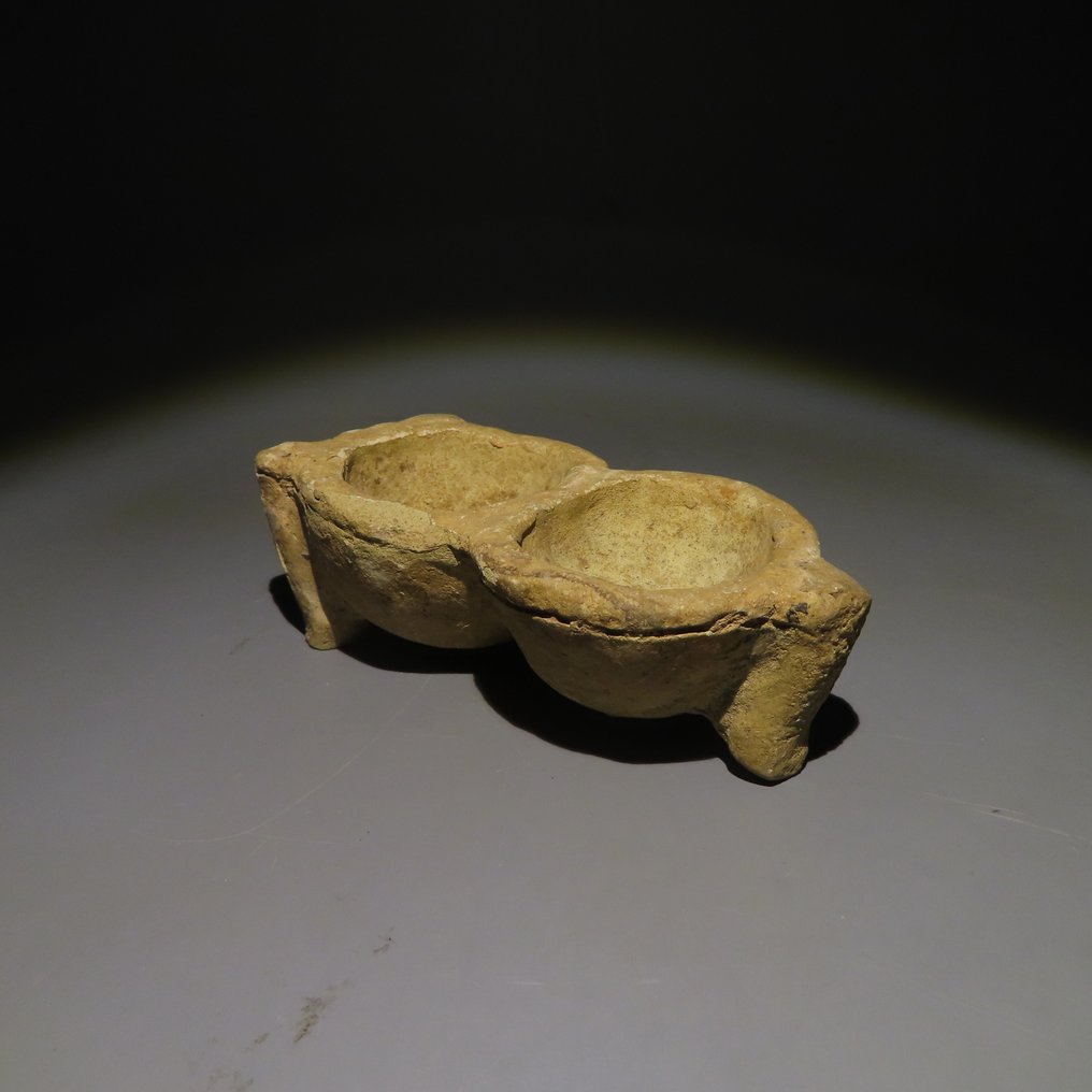 Middle East Terracotta Double bowl, 1st Millennium BC. 10.5 cm length. #1.1