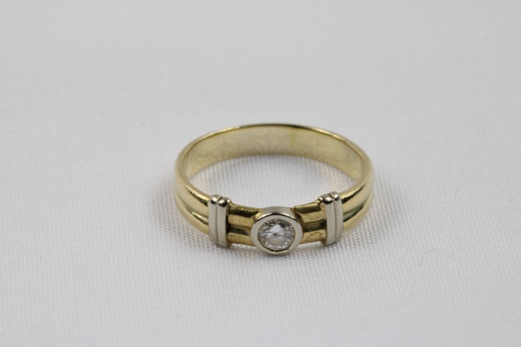 Ring - 14 kt. Yellow gold -  0.16ct. tw. Diamond  (Natural) #3.2