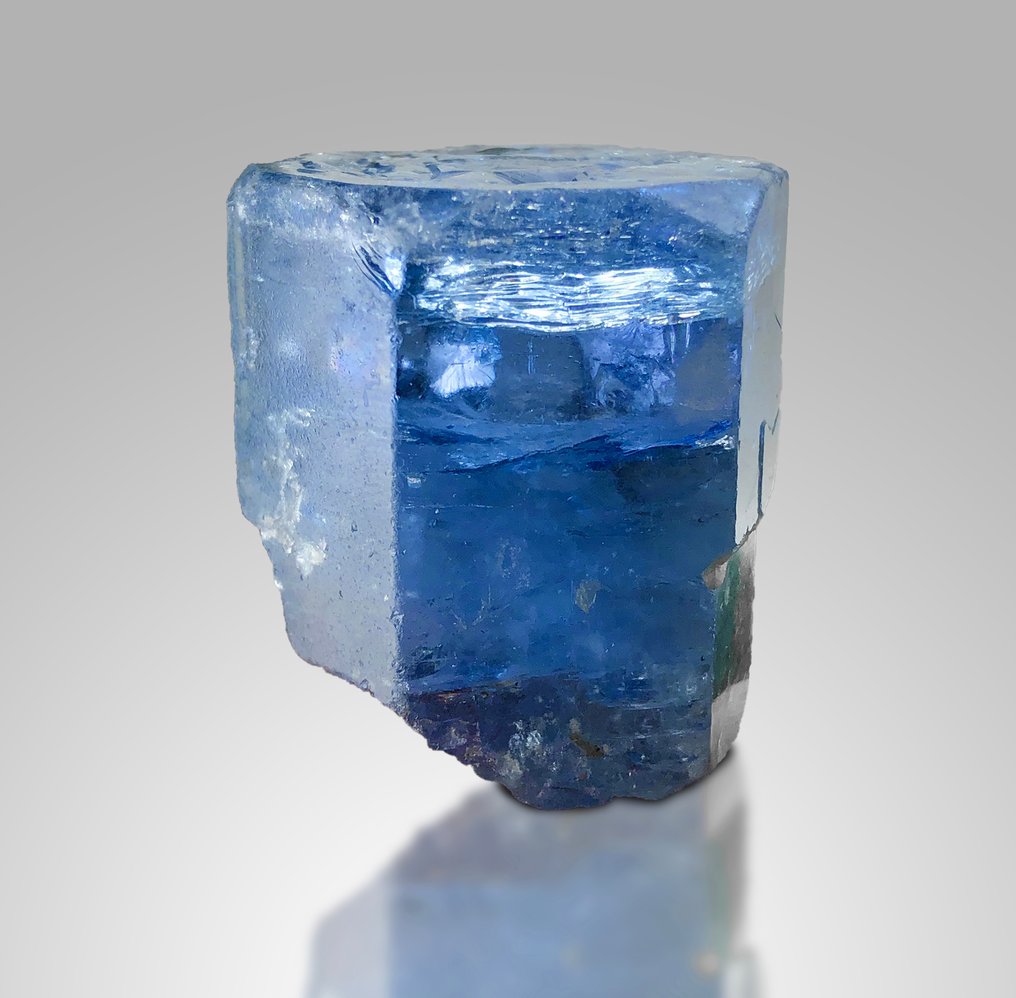 Inktblauw Aquamarijn Beryl Kristal - Hoogte: 38 mm - Breedte: 35 mm- 66 g - (1) #2.1