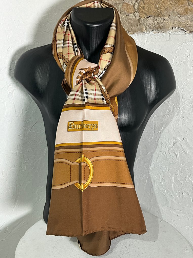Burberry bufanda juntos discount