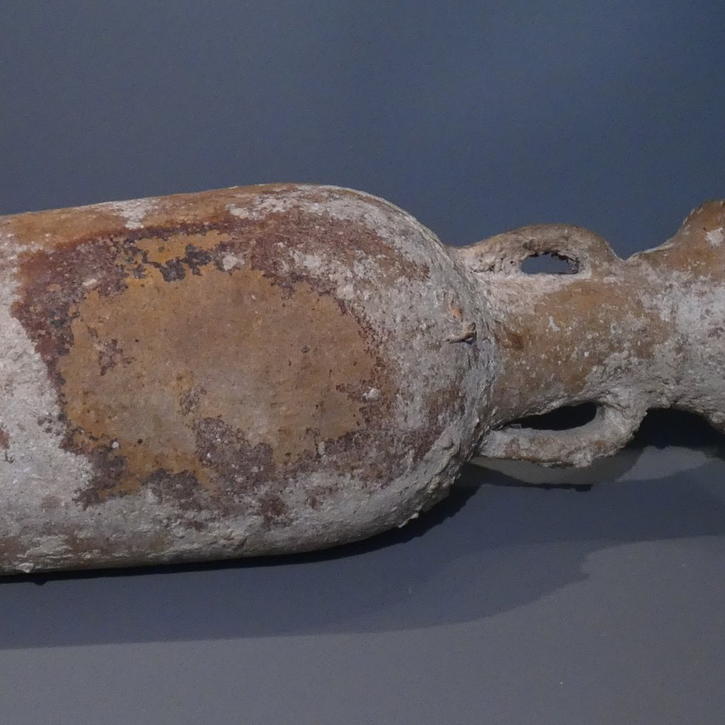 后罗马时期／拜占庭早期 Terracotta 巨大的纺锤形双耳瓶，Spatheion 型。 72 厘米大。公元4-7世纪。 #3.2