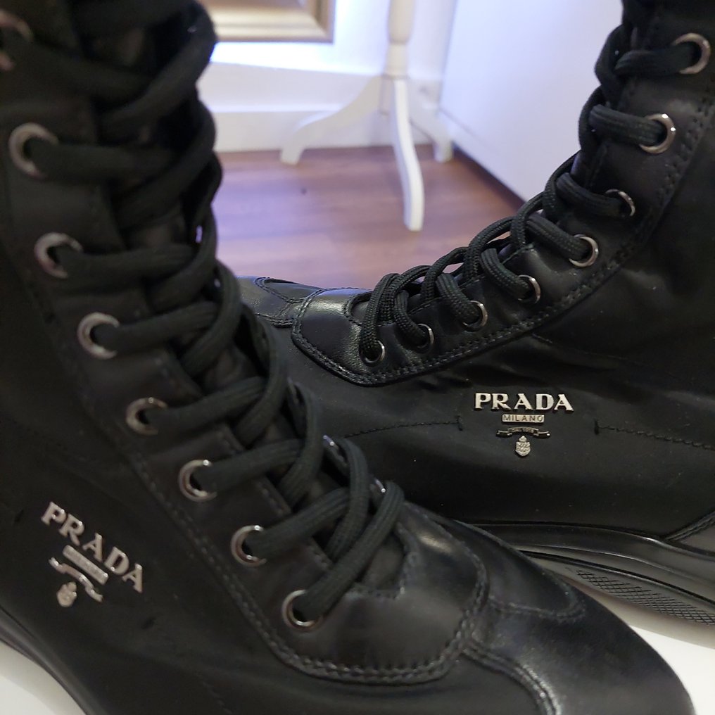 Prada - Stiefel - Größe: Shoes / EU 38 #2.1
