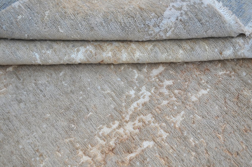 Designer Carpet with Silk - New - Rug - 244 cm - 169 cm #1.0