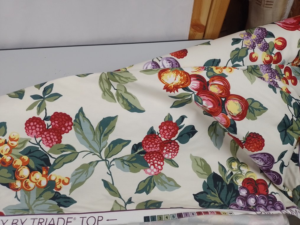 Vakkert håndtrykt bomull Tutti Frutti motiv, - Tekstil  - 500 cm - 140 cm #2.1