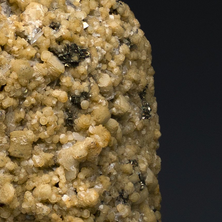 ¡AESTHETIC! ashy grey rock crystal covered by siderite and dolomite crystals and marcasite roses - Height: 8.5 cm - Width: 5.15 cm- 260 g - (1) #3.2