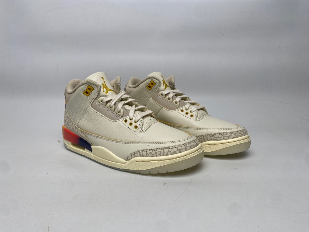 Air Jordan - Sneaker - Größe: Shoes / EU 39 #3.1