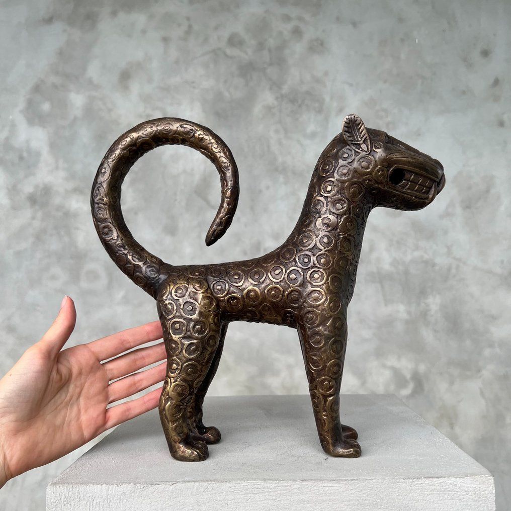 雕刻, African bronze - Benin Leopard Sculpture - Edo - Kingdom of Benin - 27.5 cm - 青銅色 #1.0
