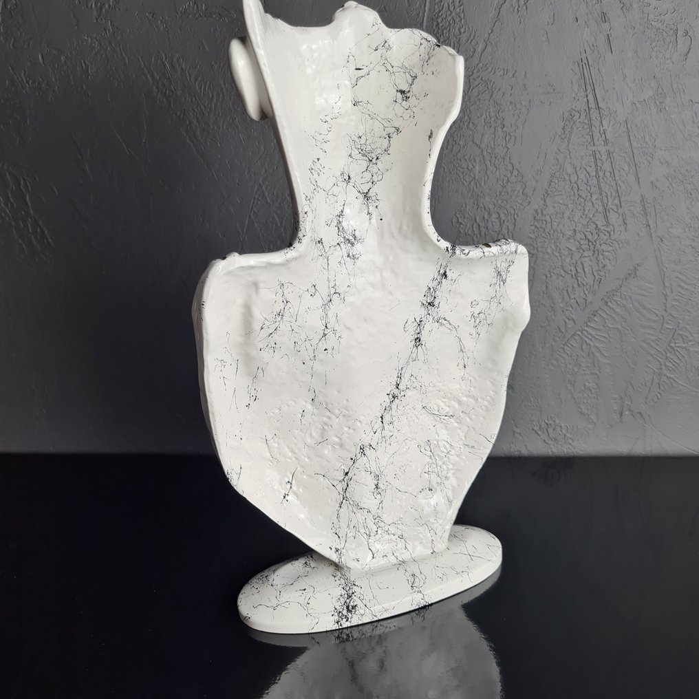 Santicri - Tired face #4.3