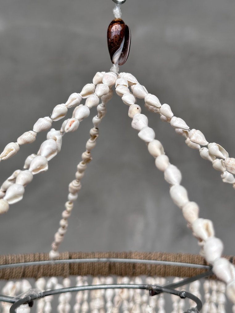 Chandelier - NO RESERVE PRICE - SL07 - Stunning Shell Chandelier - Shell #4.3