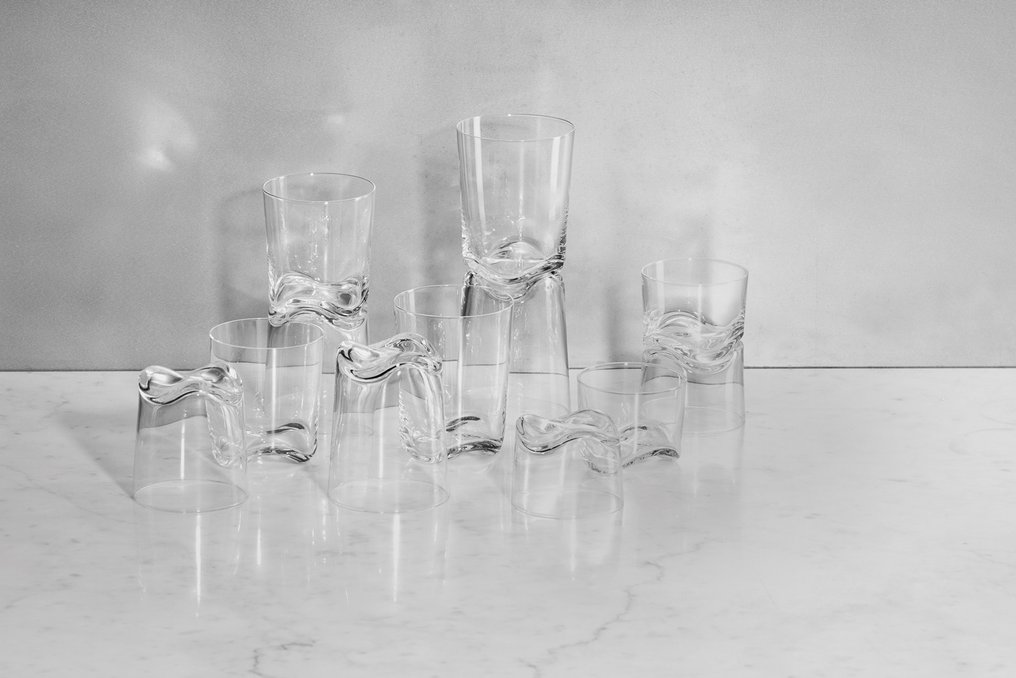 WAVE Glass Collection - two side stackable - Maarten Baptist - Drinking set (12) - 4x Whisky or Wine - 4x Water or Beer - 4x Limo - lead-free crystal glass #1.0