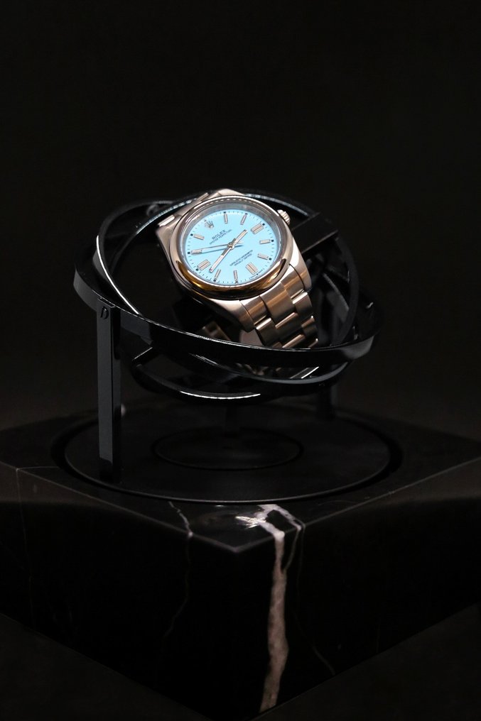 The Voyager I Marble ALL BLACK Limited Edition xxx/287 - Watch Winder - Elbrus Horology #3.2