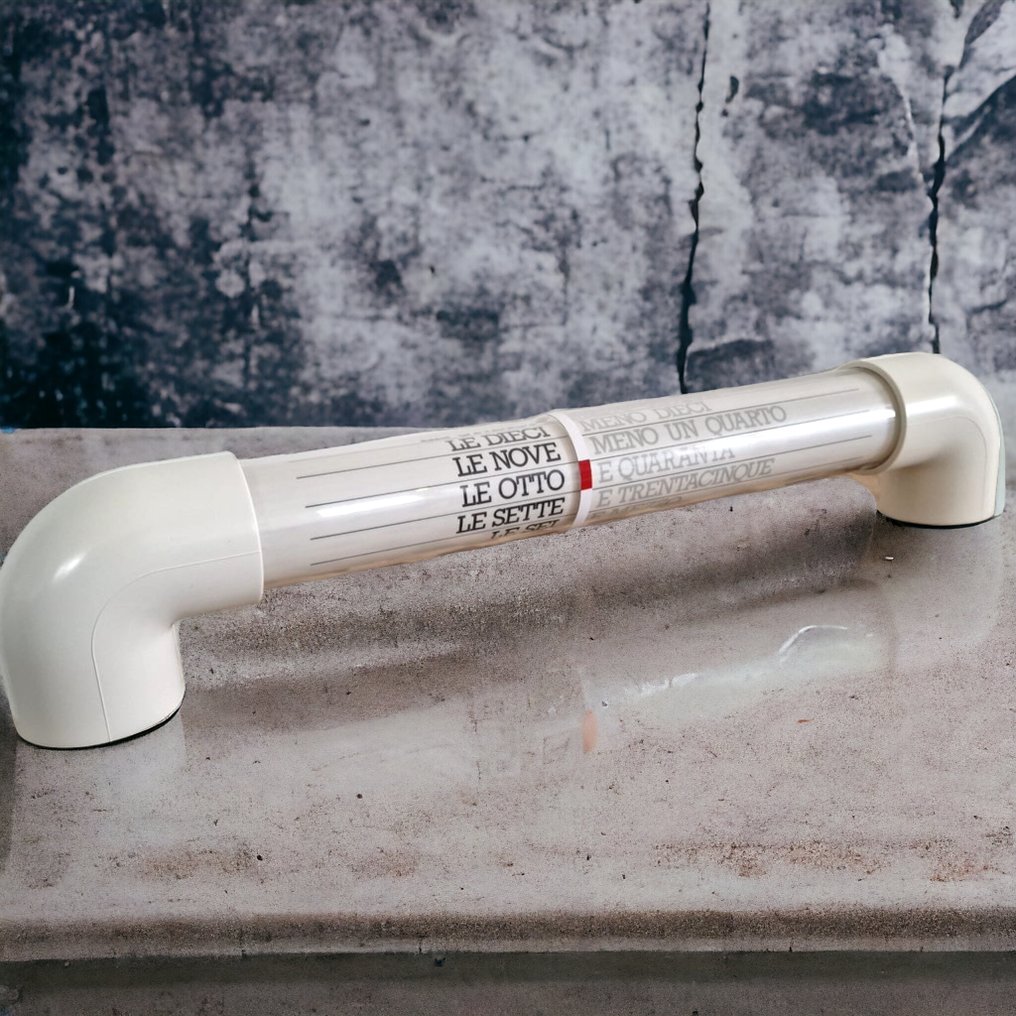 Clock - Hooge products - Hans Muller & Hans van Dongen Minimalist Plastic - 1980-1990 - new old stock #1.0