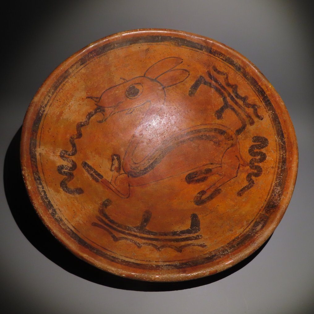 Mayan Terracotta PUBLISHED and EXHIBITED Dish plate with animal. 30 cm D. Spanish Export Licence #1.1