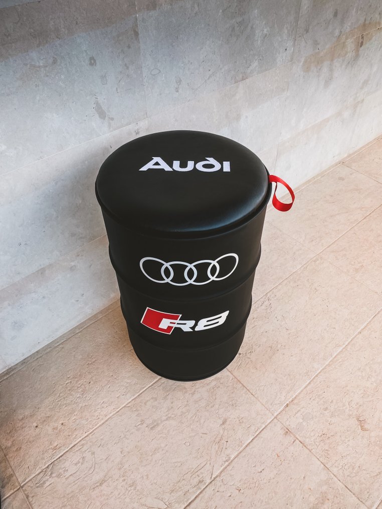 Audi R8 Barrel Chair - PK Werks #3.2