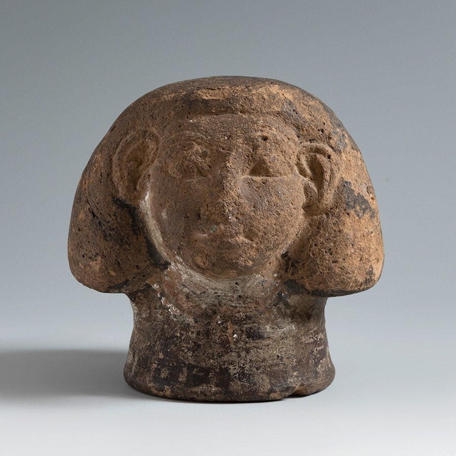 Altägyptisch Terracotta Kanopendeckel. Mittleres Reich, ca. 2050 - 1750 v. Chr. 9,2 cm H. Spanische Exportlizenz. #1.1