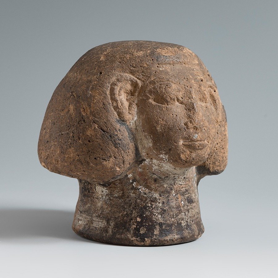 Oldtidens Egypten Terrakotta Canopic krukke låg. Mellemriget c. 2050 - 1750 f.Kr. 9,2 cm H. Spansk eksportlicens. #1.2