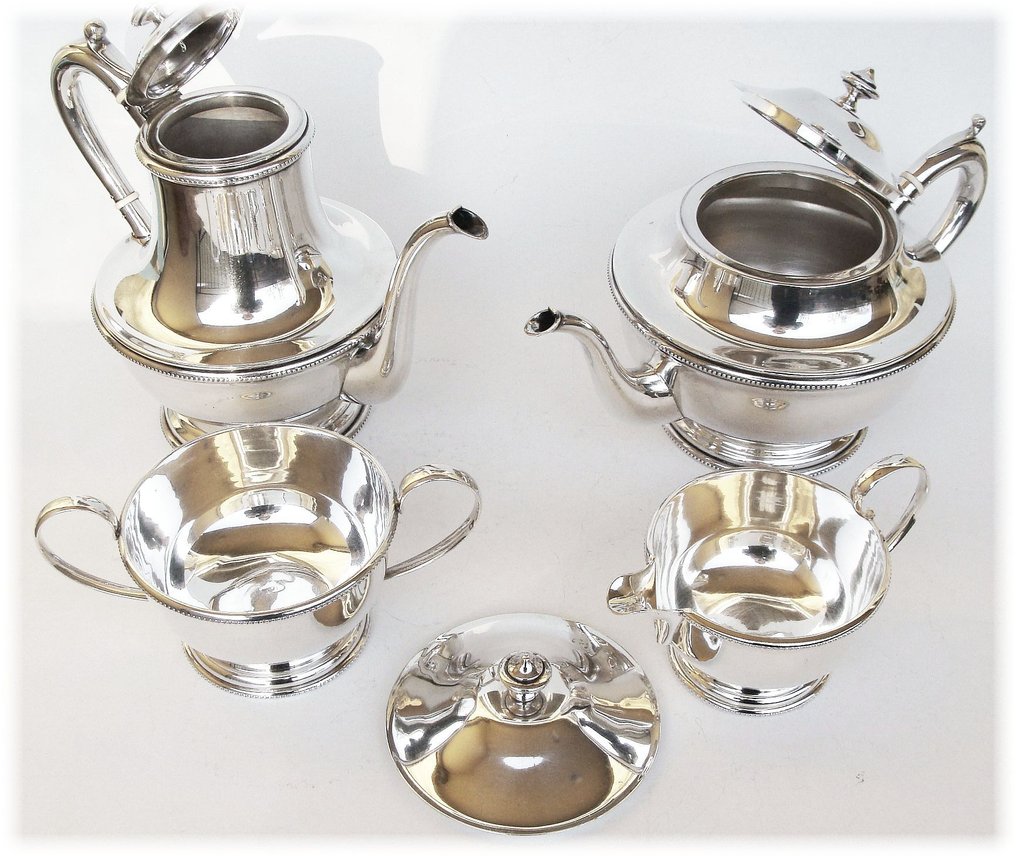 Conjunto de café e chá - .900 prata - 2.873 gramas - Início do século XX #3.1