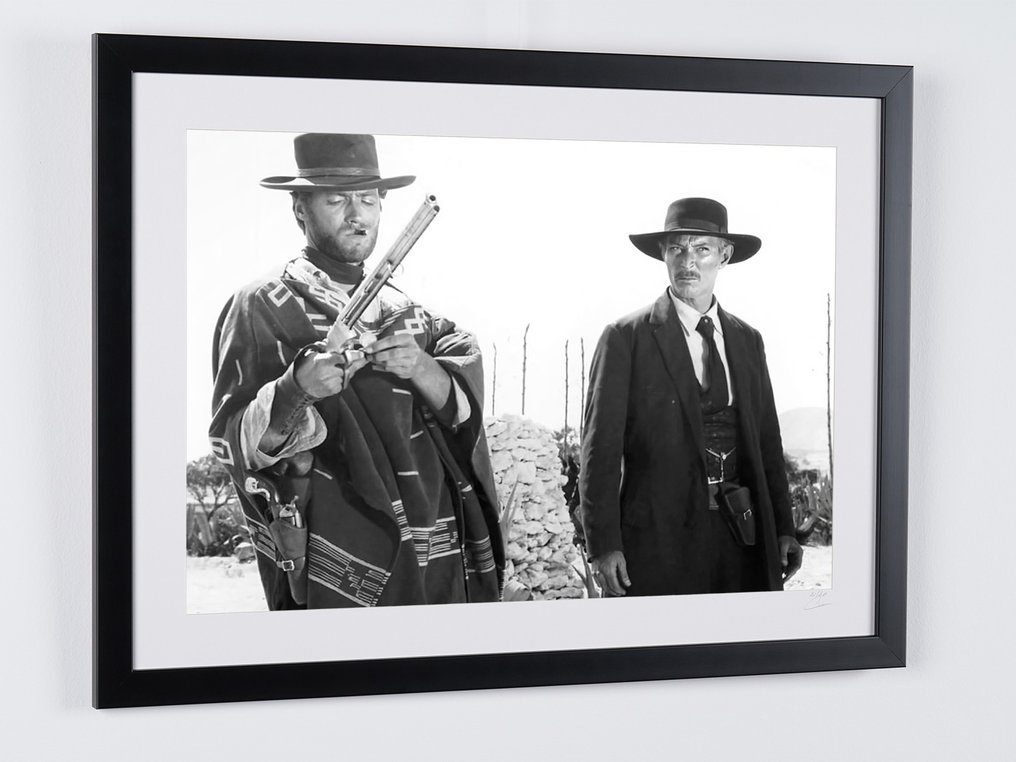 For a Few Dollars More, Sergio Leone, 1965. - Clint Eastwood & Lee Van Cleef - Fine Art Photography - Luxury Wooden Framed 70X50 cm - Limited Edition Nr 04 of 30 - Serial ID 30172 - Original Certificate (COA), Hologram - 100% New. Shipping Reduction from 3 items #3.2
