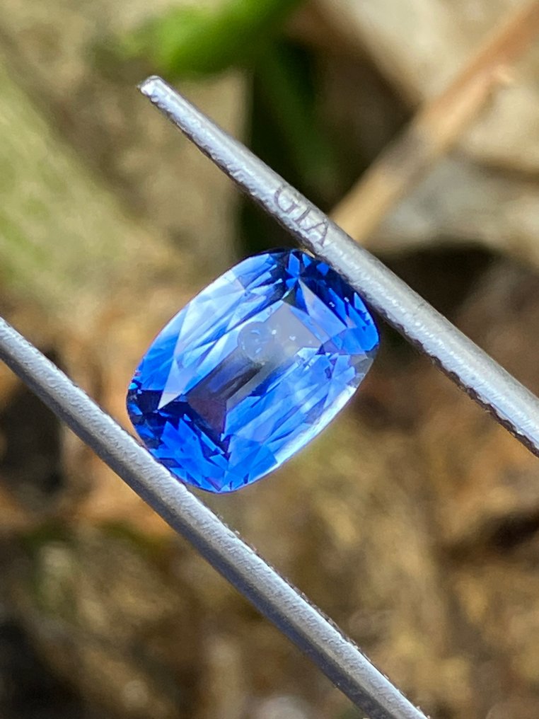 1 pcs 蓝色 蓝宝石 - 2.09 ct - 意大利宝石学院(IGI) #1.0