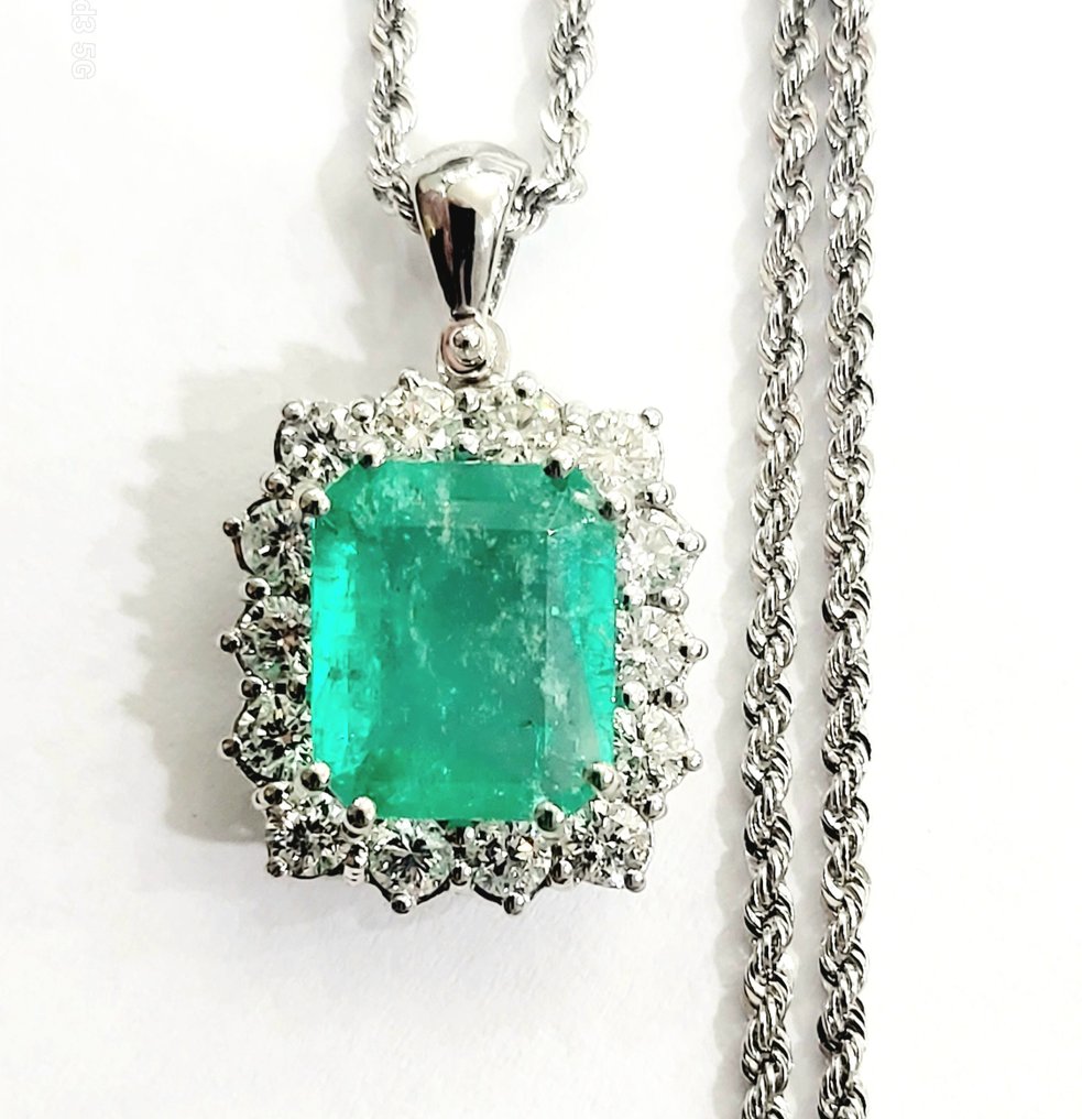 18 kt. White gold - Necklace with pendant - 2.10 ct Emerald - Diamonds #2.1