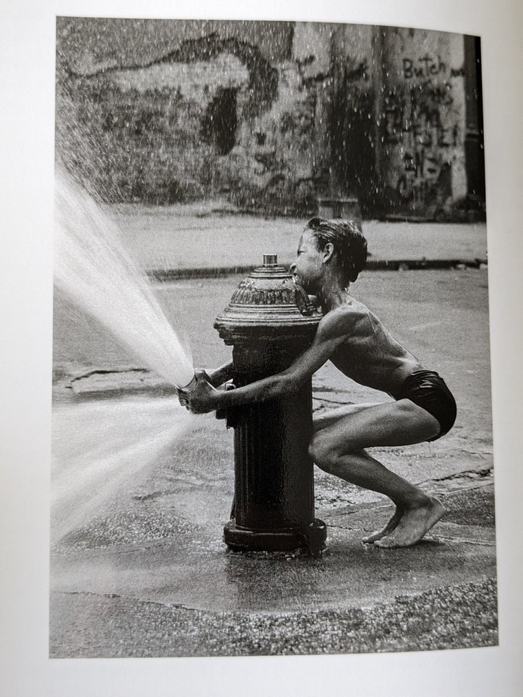 Martha Cooper - Street Play (1st edition) - 2006 #1.0