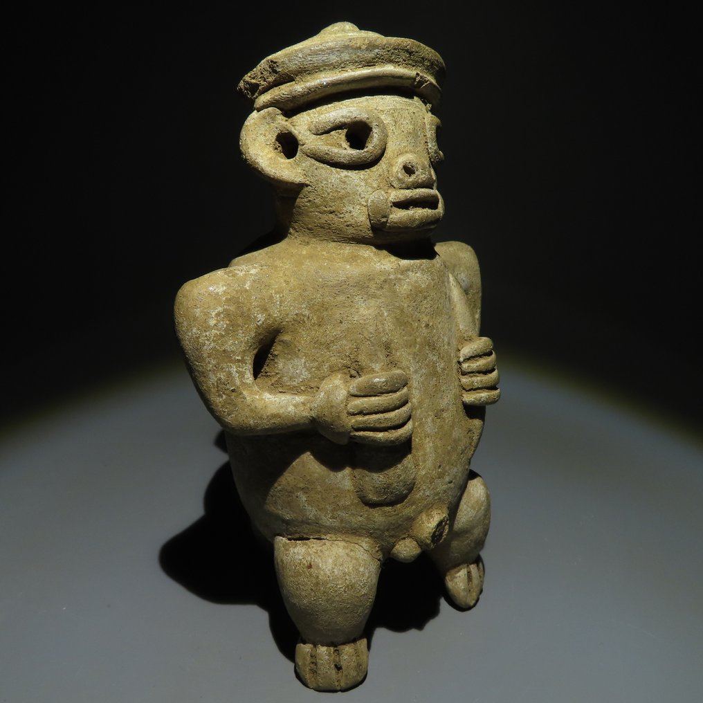 Guanacaste - Nicoya, Costa Rica Terracotta Figure. 1st-5th century AD. 17.5 cm H.Spanish Import License. #1.2