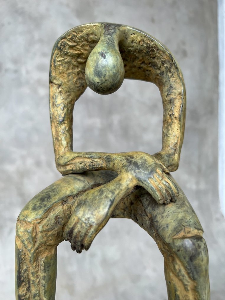 Sculpture, Modern Bronze Sculpture - Seated Bronze Sculpture - Seated Giant - Abstract Art - 33 cm - Bronze #1.0