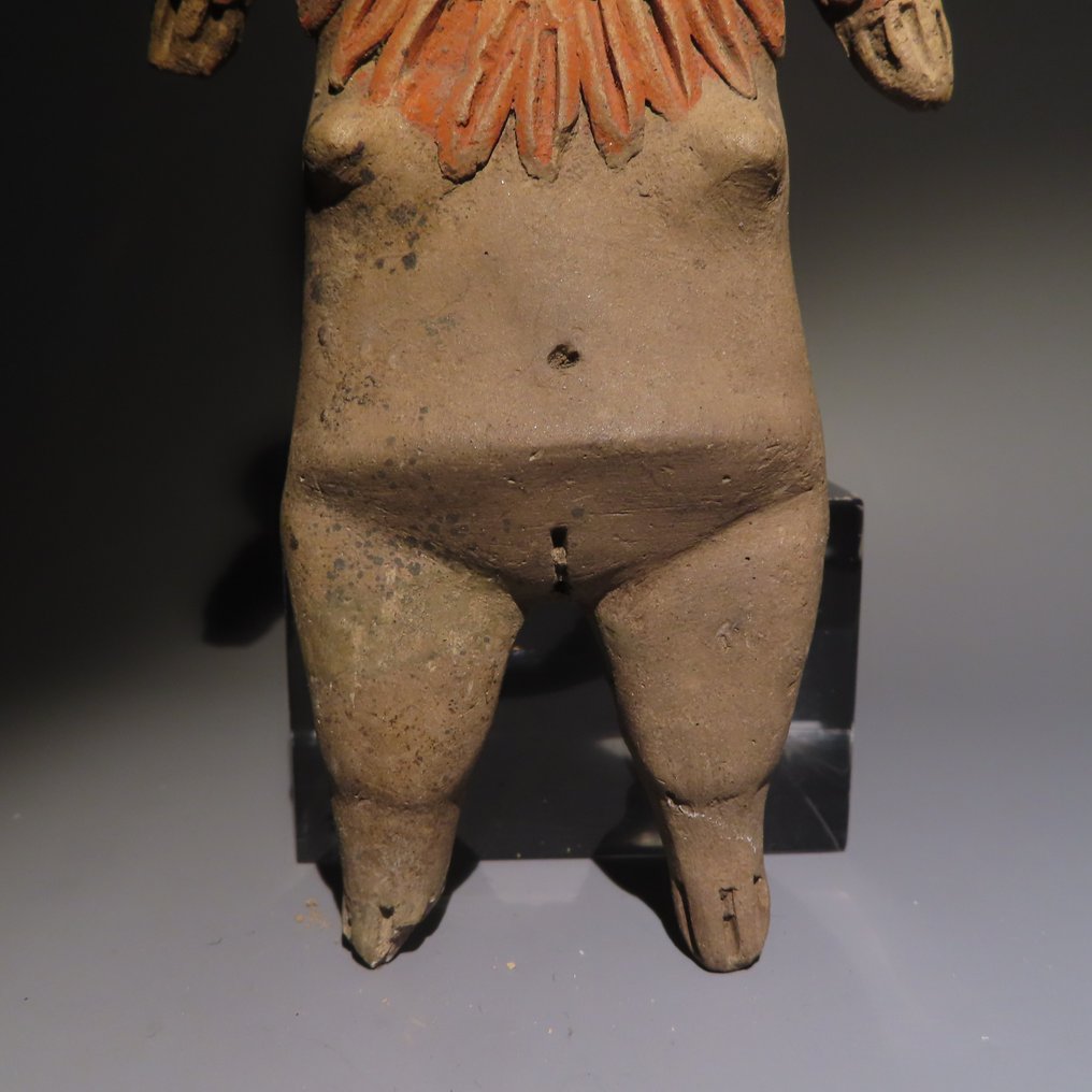 Chupícuaro, México Terrakotta Kvinne pen figur . Svært sjelden. 15,5 cm t. Med spansk eksportlisens. #2.1