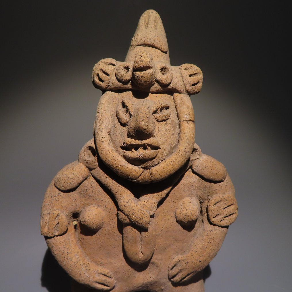 Nayarit, Mexico Terrakotta Kæmpe figur af en kriger. Meget sjælden. 19 cm H. Spansk eksportlicens. #1.2