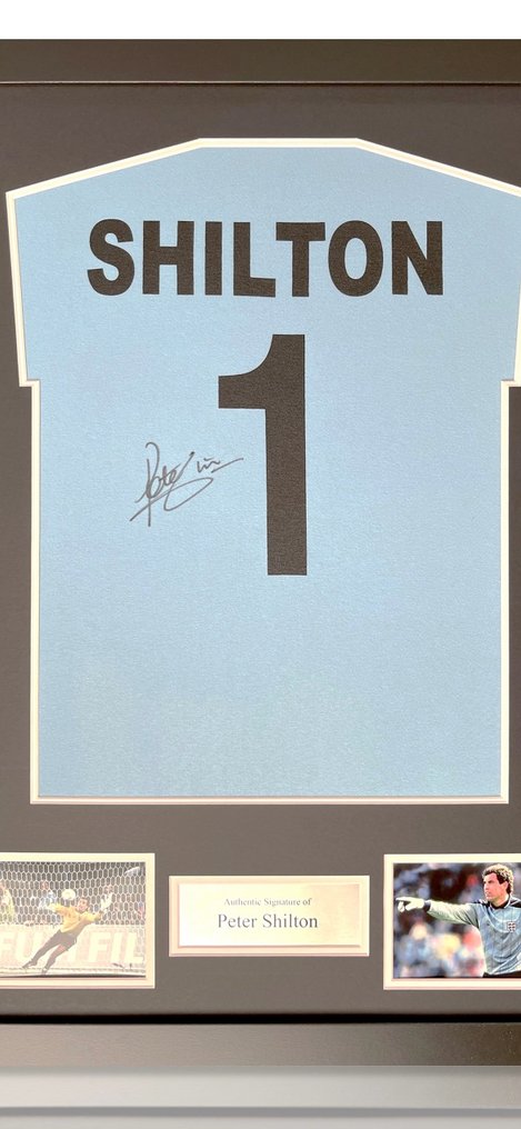 England - Signed by Peter Shilton - T-shirt #1.0
