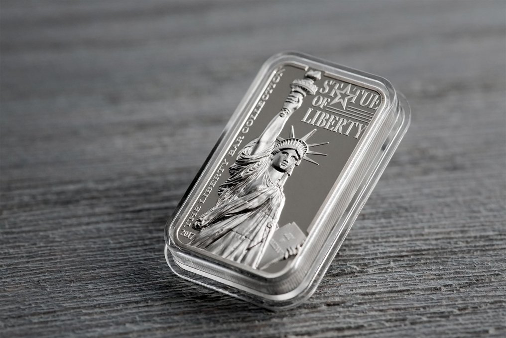 Wyspy Cooka. 10 Dollars 2017 The Liberty Bar Collection - Statue of Liberty, 2 Oz (.999) #1.0