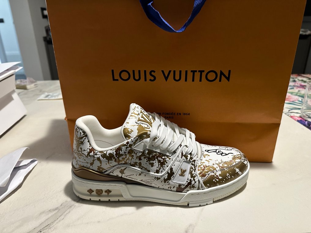 Louis Vuitton LV TRAINER L.E. Lee Quinones Sneakers Size Shoes EU 42 auction online Catawiki