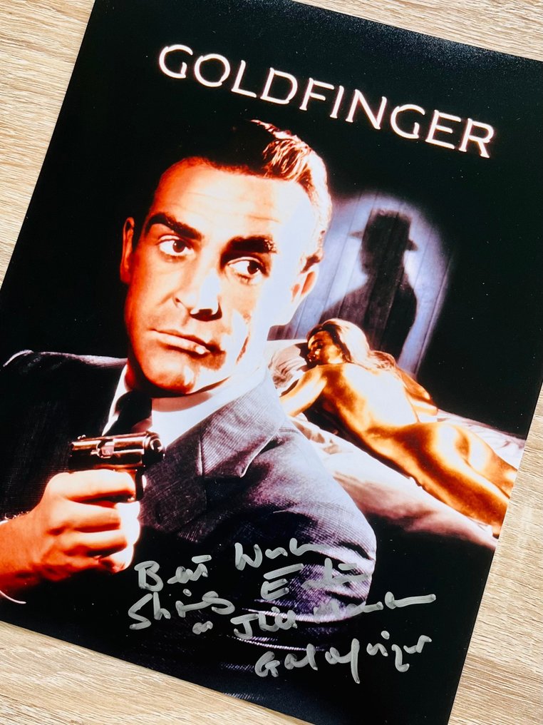 James Bond 007: Goldfinger Autograph Shirley Eaton signed with COA
