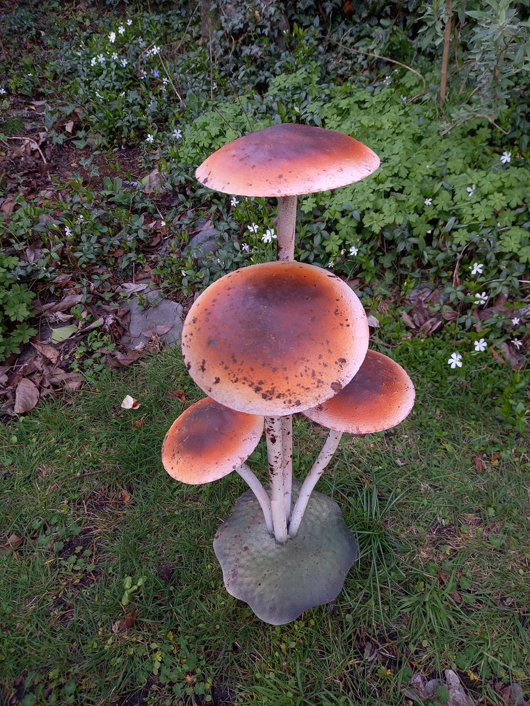 Skulptur, "Decorative Garden Picker, Mushrooms" - 50 cm - Järn #3.2