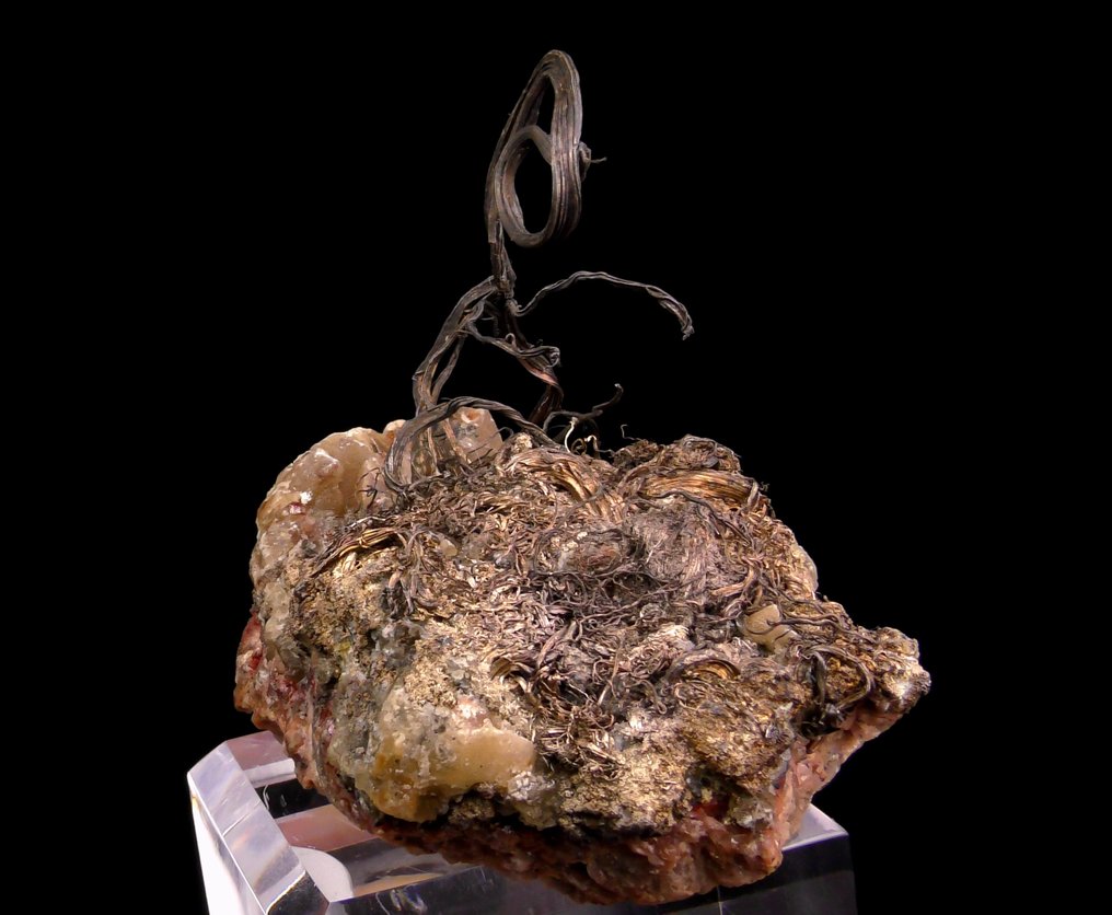 Silberlocke auf Calcit „Der Fischer“ - Hongda-Mine, Shanxi, China - Höhe: 8.5 cm - Breite: 7 cm- 174 g #3.2