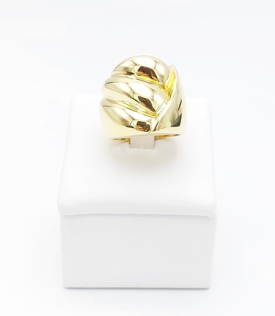 Ring - 18 kt. Yellow gold  #1.2
