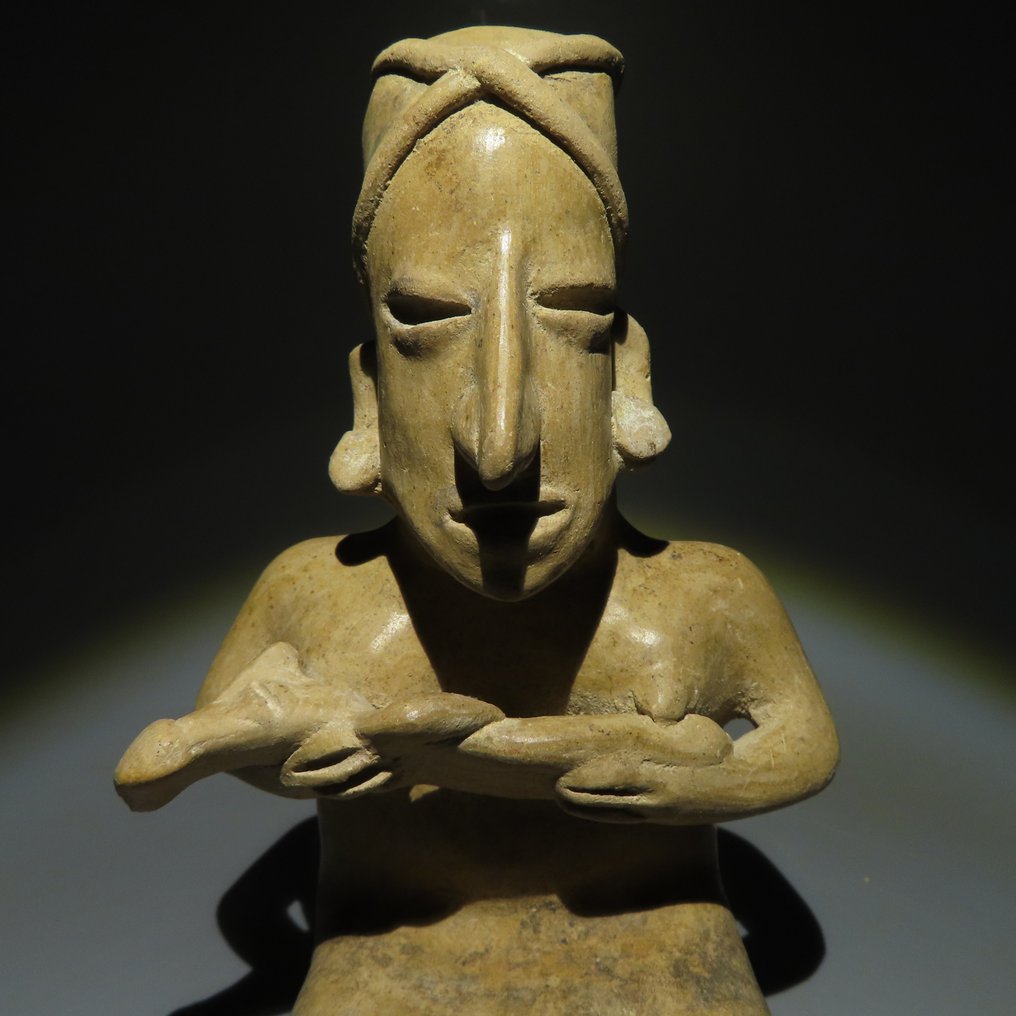 墨西哥西部哈利斯科州 Terracotta 孕妇塑像。公元前 200 年 - 公元 200 年。高 16 厘米。西班牙进口许可证。 #2.1