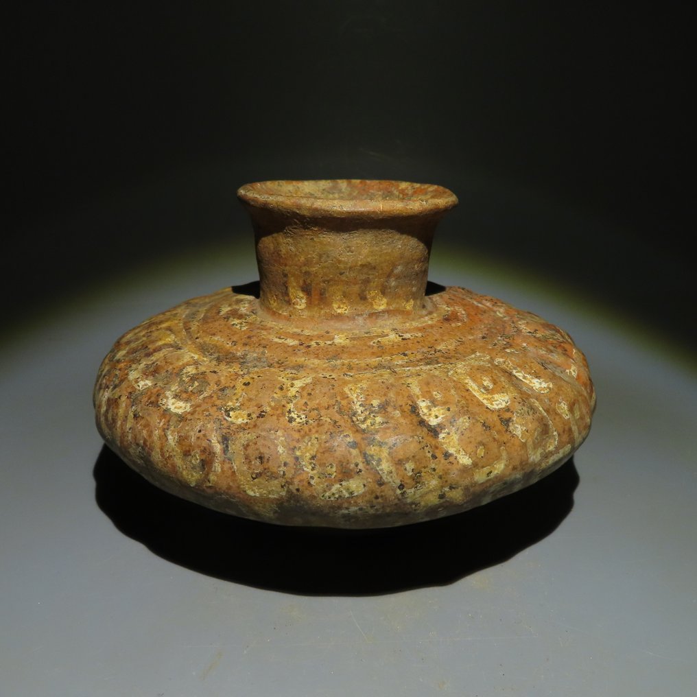 Nayarit, Vest-Mexico Terrakotta Bolle. 200 f.Kr.-200 e.Kr. 9 cm H. Spansk importlisens. #1.1