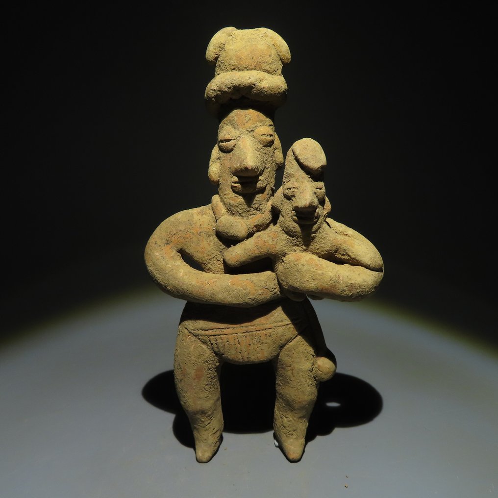 墨西哥西部科利马州 Terracotta 孕妇塑像。公元前 200 年 - 公元 600 年。高 14.5 厘米。西班牙进口许可证。 #1.1