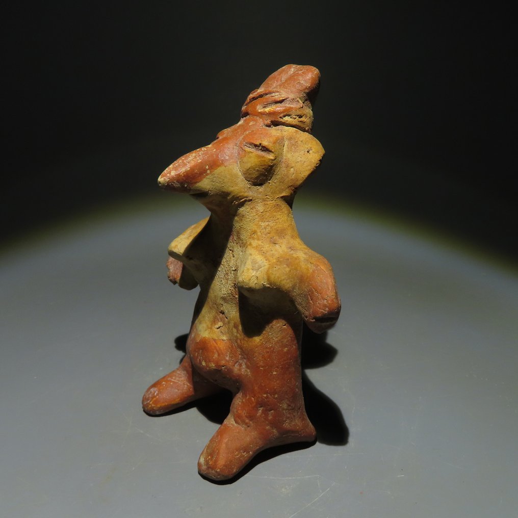 墨西哥西部纳亚里特州 Terracotta 女性形象。公元 200-600 年。高 10.5 厘米。持有西班牙出口许可证。 #2.1