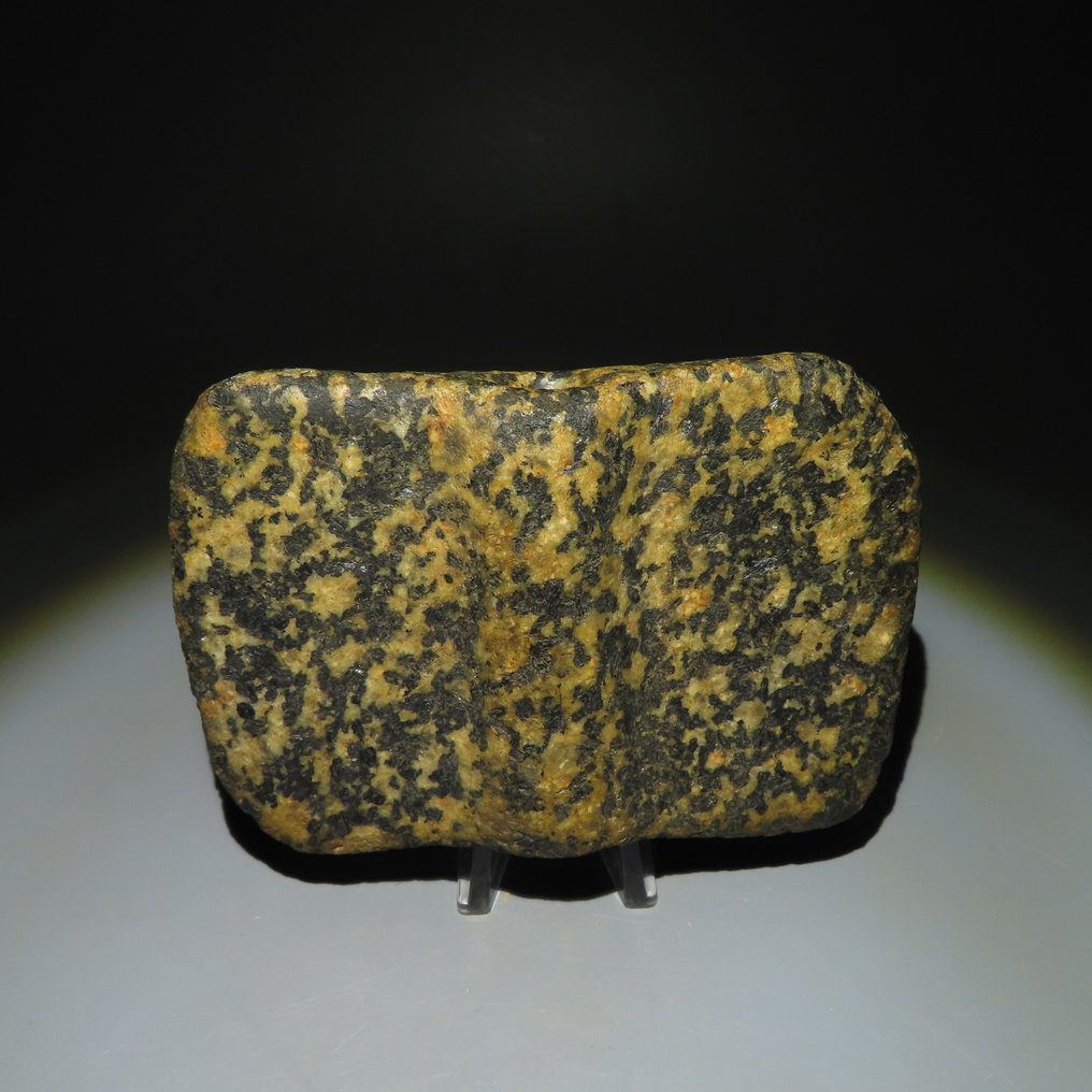American Neolithic Granite Bannerstone. 6000 - 1000 BC. 12 cm L. Spanish Import License. #1.2