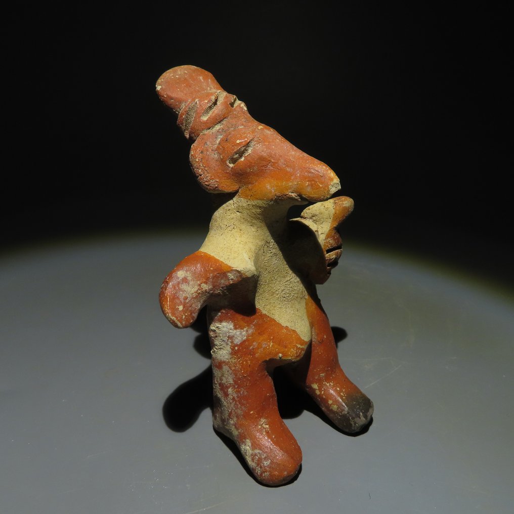 墨西哥西部纳亚里特州 Terracotta 女性形象。公元 200-600 年。高 10.2 厘米。西班牙进口许可证。 #2.1
